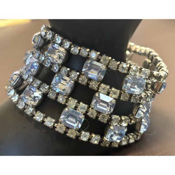 Rare Schreiner? Juliana? Vintage Blue Baguette Rhinestone Push Lock Bracelet - Picture 2 of 13